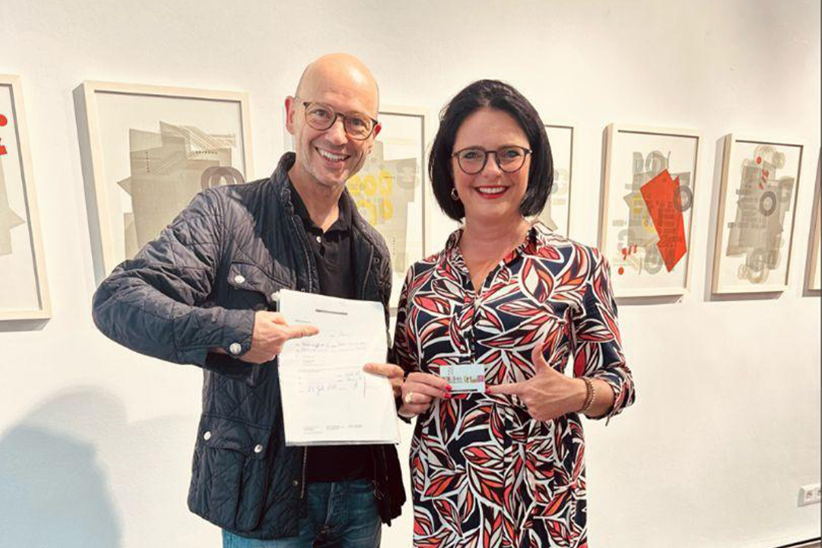 Kunst trifft Haltung: Anja Sauer wird Mitglied im Kunstverein Eislingen ...